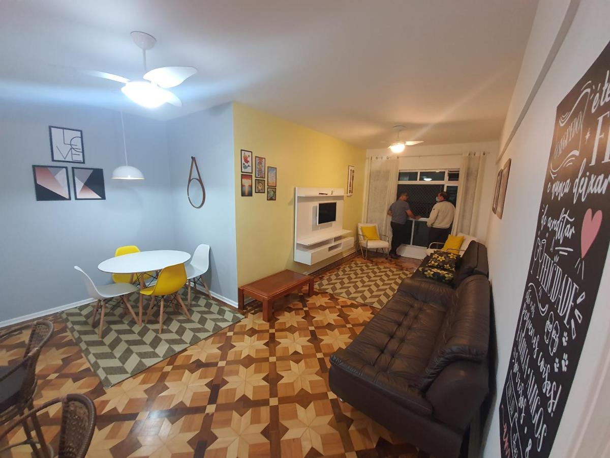 Apto A 250m Da Enseada Apartment